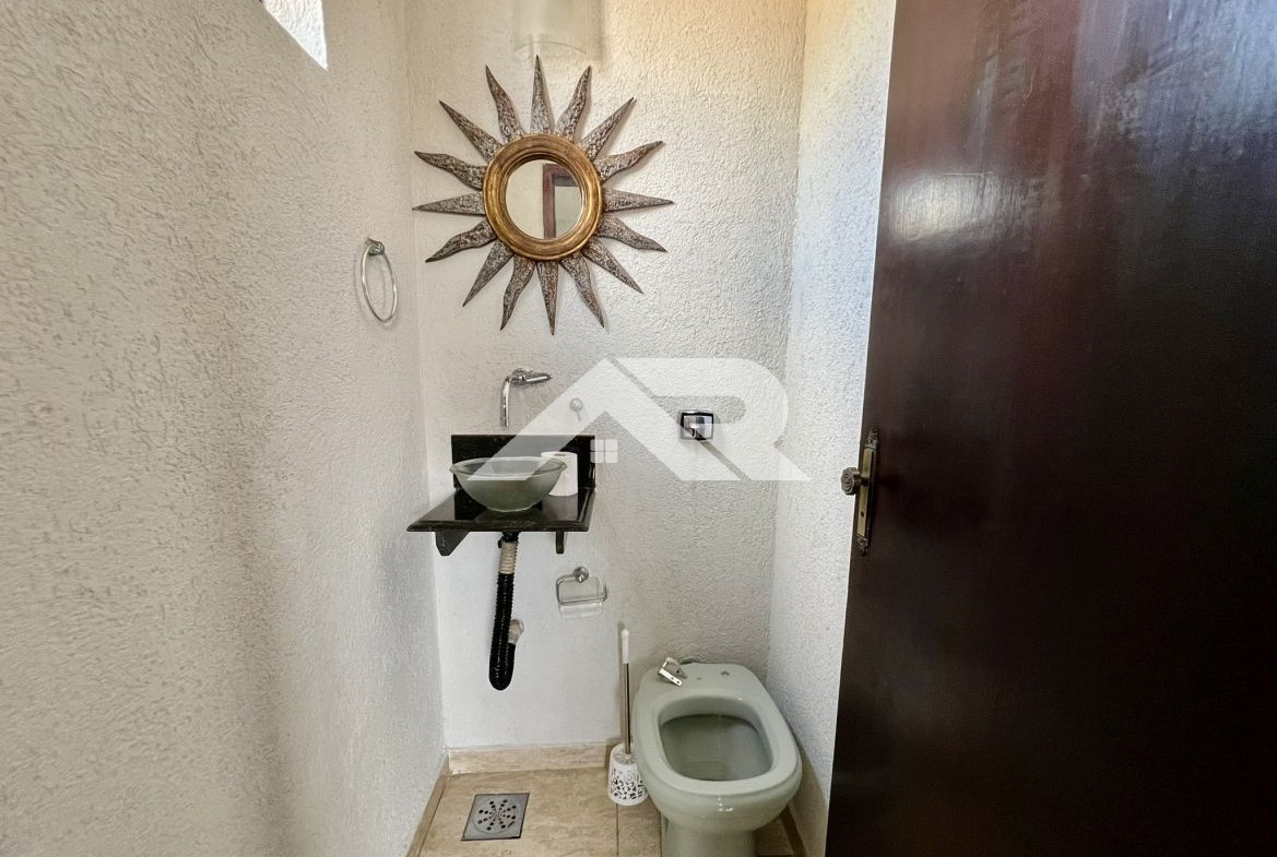 1169
