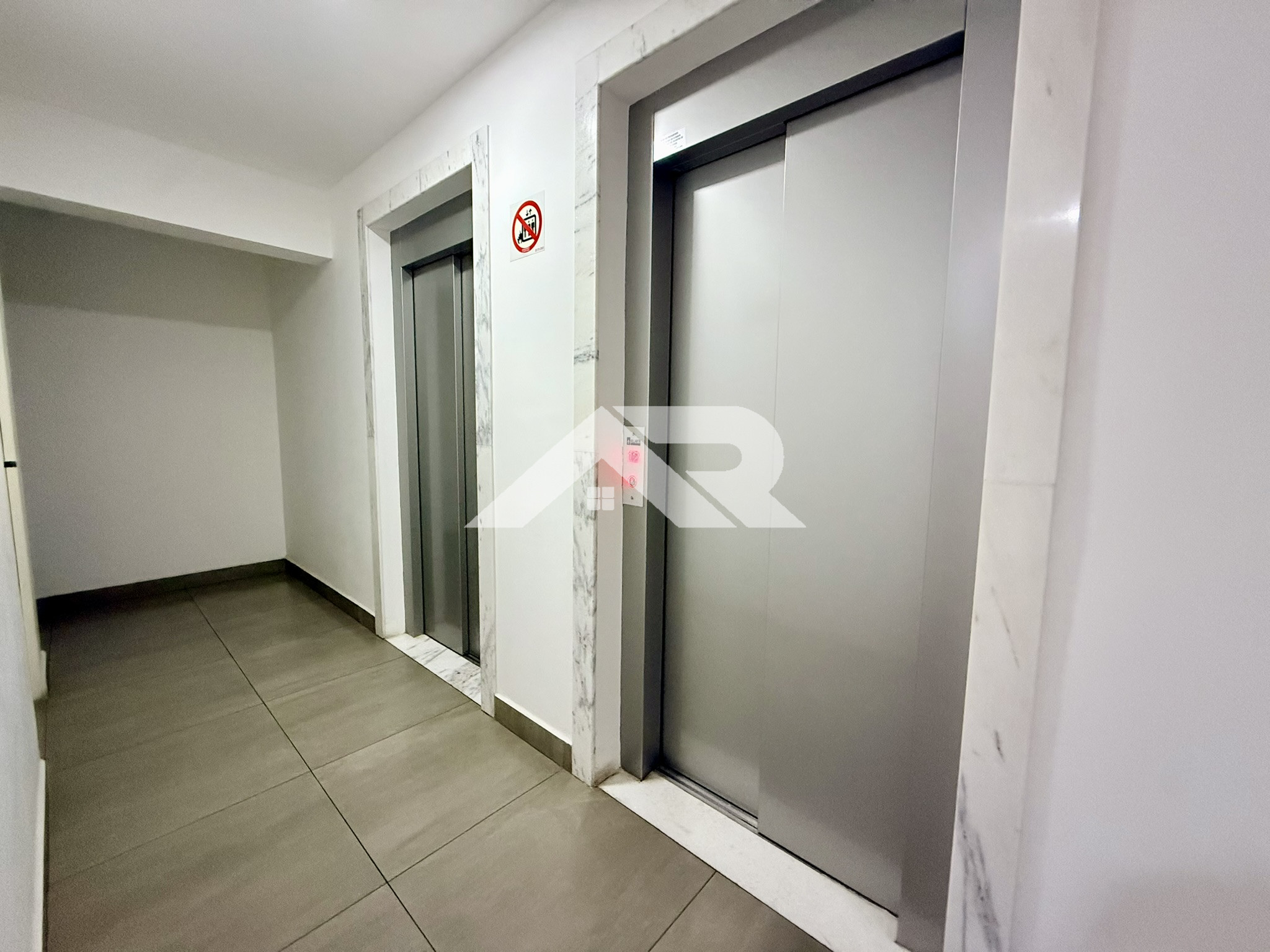 2 elevadores